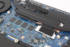 Nossos primeiros benchmarks do Intel Arc A370M estão dentro e os resultados são comparáveis aos do GeForce GTX 1050 Ti na melhor das hipóteses e mais lentos que os do GeForce MX250 na pior