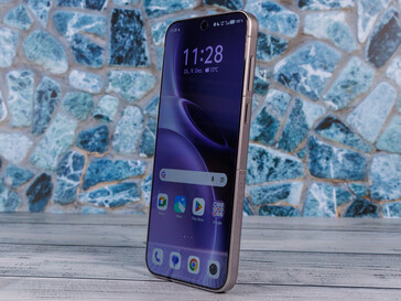 O melhor smartphone de 2025 em termos de câmera vem da Vivo. (Fonte da imagem: Daniel Schmidt)