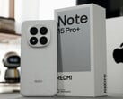O Redmi Note 15 Pro Plus em seu acabamento Cedar White com sua embalagem de varejo. (Fonte da imagem: DSP-Charles)