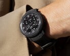A Garmin finalmente lançou uma nova atualização estável para o Instinct Crossover e seus irmãos. (Fonte da imagem: Garmin)