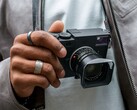 A Leica M11 não possui uma placa de base tradicional