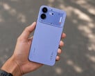 O Nothing Phone (4b) na cor azul.