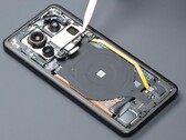 O primeiro teardown do Xiaomi 14 Ultra também fornece alguns testes de câmera e resultados de medição do hardware principal. (Imagem: WekiHome)