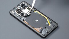O primeiro teardown do Xiaomi 14 Ultra também fornece alguns testes de câmera e resultados de medição do hardware principal. (Imagem: WekiHome)