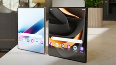 O Samsung Galaxy Z Fold7 tem supostamente 4,4-4,5 mm de espessura, e não 3,9 mm. (Fonte da imagem: TT Technology, Youtube)