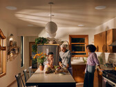 A Sonos apresentou oficialmente seus novos alto-falantes de teto de 203 mm. (Imagem: Sonos)