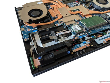 Gigabyte A7 X1 - slot de 2,5 polegadas, módulo WLAN