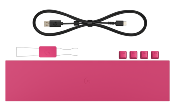 O conteúdo da embalagem consiste em apoio para as mãos, extrator de teclas, cabo removível de 1,8 m de USB-A para USB-C, tampas de teclas separadas e o próprio teclado