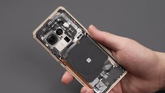 O Sony IMX989 dentro do Xiaomi 12S Ultra tem mais de 11 mm de espessura. (Fonte da imagem: WekiHome)