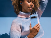 O Pixel 8 Pro tem uma bateria comparativamente grande e carregamento mais rápido do que seu antecessor. (Fonte da imagem: Google)