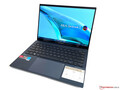Asus Zenbook S 13 OLED revisão de laptop: Sub-portátil impressiona com o rápido AMD Ryzen 7 6800U