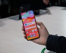 Desculpe, proprietários da Galaxy A70. (Fonte: Trusted Reviews)