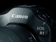 Um close da Canon EOS R1.