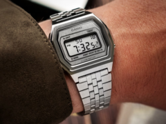 Os relógios Casio Vintage A1000A-7 (foto) e A1000G-9 estão prestes a ser lançados no Reino Unido. (Fonte da imagem: Casio)