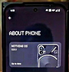 O Nothing Phone (2a) em um estojo à prova de vazamentos. (Fonte da imagem: @yogeshbrar)