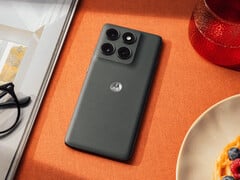O Motorola Edge 2025 estará disponível para compra em 5 de junho de 2025 (Fonte da imagem: Motorola)