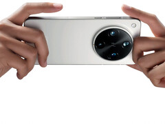 O novo Find X8 Ultra traz um sistema de câmera Night God penta. (Fonte da imagem: Oppo)