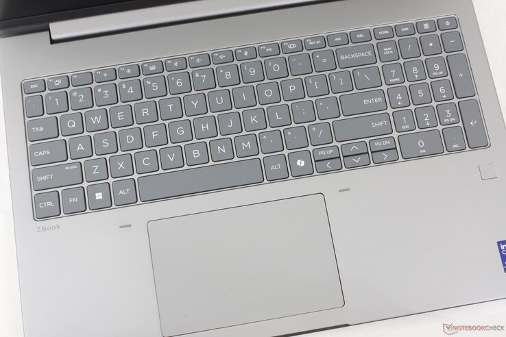 O clickpad é menor do que o do ZBook Fury 16 series e também não tem botões físicos de mouse