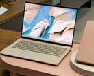 O Asus Zenbook 14 2026 em Zabriskie Beige vem com uma tela OLED e um touchpad grande.