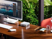 O novo NUC 13 Pro deve ocupar um espaço mínimo em uma mesa. (Fonte da imagem: Intel)