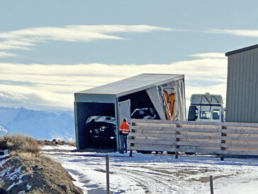 As imagens da Cybertruck foram tiradas no Southern Hemisphere Proving Grounds, onde a picape elétrica está passando por testes de inverno. (Fonte da imagem: Clube de proprietários da Cybertruck)