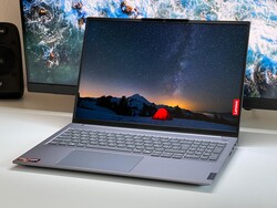 A versão AMD do ThinkBook 16 G7 Plus da Lenovo é um laptop muito bom e versátil