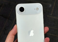 O Apple iPhone 17 Air pode ter uma das menores baterias dos smartphones modernos (Fonte da imagem: @MajinBuOfficial)