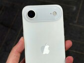 O Apple iPhone 17 Air pode ter uma das menores baterias dos smartphones modernos (Fonte da imagem: @MajinBuOfficial)