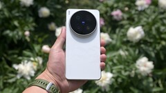 O carro-chefe da marca Zeiss poderá ser lançado no final de 2026 com um sensor LOFIC pela primeira vez, assim como o Xiaomi 17 Ultra.