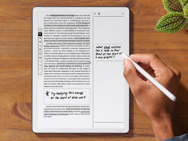 O Kindle Scribe (3ª Geração) tem uma tela maior de 11 polegadas e uma experiência de escrita aprimorada. (Fonte da imagem: Amazon)