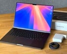 Pode demorar um pouco mais até que o Apple MacBook Pro receba o M6 e uma reformulação completa (Fonte da imagem: Notebookcheck)