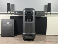 O escopo de fornecimento consiste em quatro alto-falantes externos,...