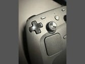 Uma imagem em close do novo Steam Controller da Valve
