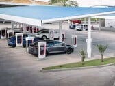 A Califórnia pretende proibir as vendas de carros a gasolina novos até 2035, em benefício de fabricantes de veículos a gasolina como a Tesla