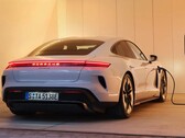 A Porsche abandona a ideia de incluir câmbio falso nas ofertas de EV. (Fonte da imagem: Porsche)