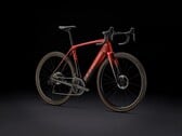 A Trek Domane+ SL possui um quadro de carbono