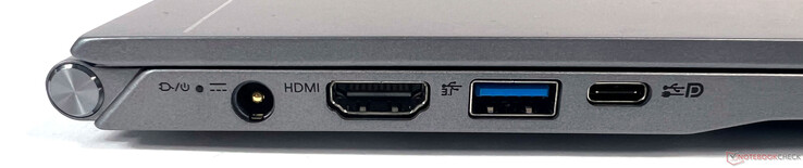 Esquerda: 1x fonte de alimentação, 1x HDMI 2.0 (com HDCP), 1x USB 3.2 Gen 1 (Tipo-A ), 1x Thunderbolt 4 (Tipo-C) com USB 4, DP, PD, e carregamento