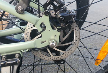 Freio a disco traseiro - teste da e-bike Touroll B2