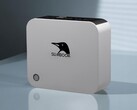 O mini PC para jogos Slimbook One, equipado com Ryzen AI 9 HX 370, vem com Linux, suporte OCuLink e muitas portas. (Fonte da imagem: Slimbook)