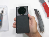 Os 12S Ultra em um rito de passagem no YouTube. (Fonte: JerryRigEverything)