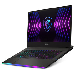 O MSI Raider GE67 HXis pode ser encomendado com um visor OLED de 240 Hz pelo menos quatro meses antes do Razer Blade 15 equivalente. (Fonte de imagem: MSI)