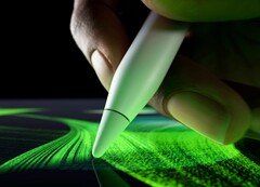 A Apple Pencil Pro oferece recursos que nenhuma outra caneta stylus de terceiros para o iPad suporta. (Fonte da imagem: Apple)