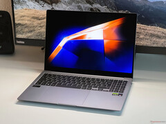 O Galaxy Book6 Ultra será o próximo laptop da Samsung com uma dGPU, como o Galaxy Book4 Ultra, mostrado aqui (fonte da imagem: Notebookcheck)