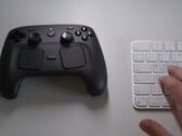 Por meio do site scr.verylazypixels.com, os usuários podem controlar seu Steam Controller como se fosse um carro de controle remoto.