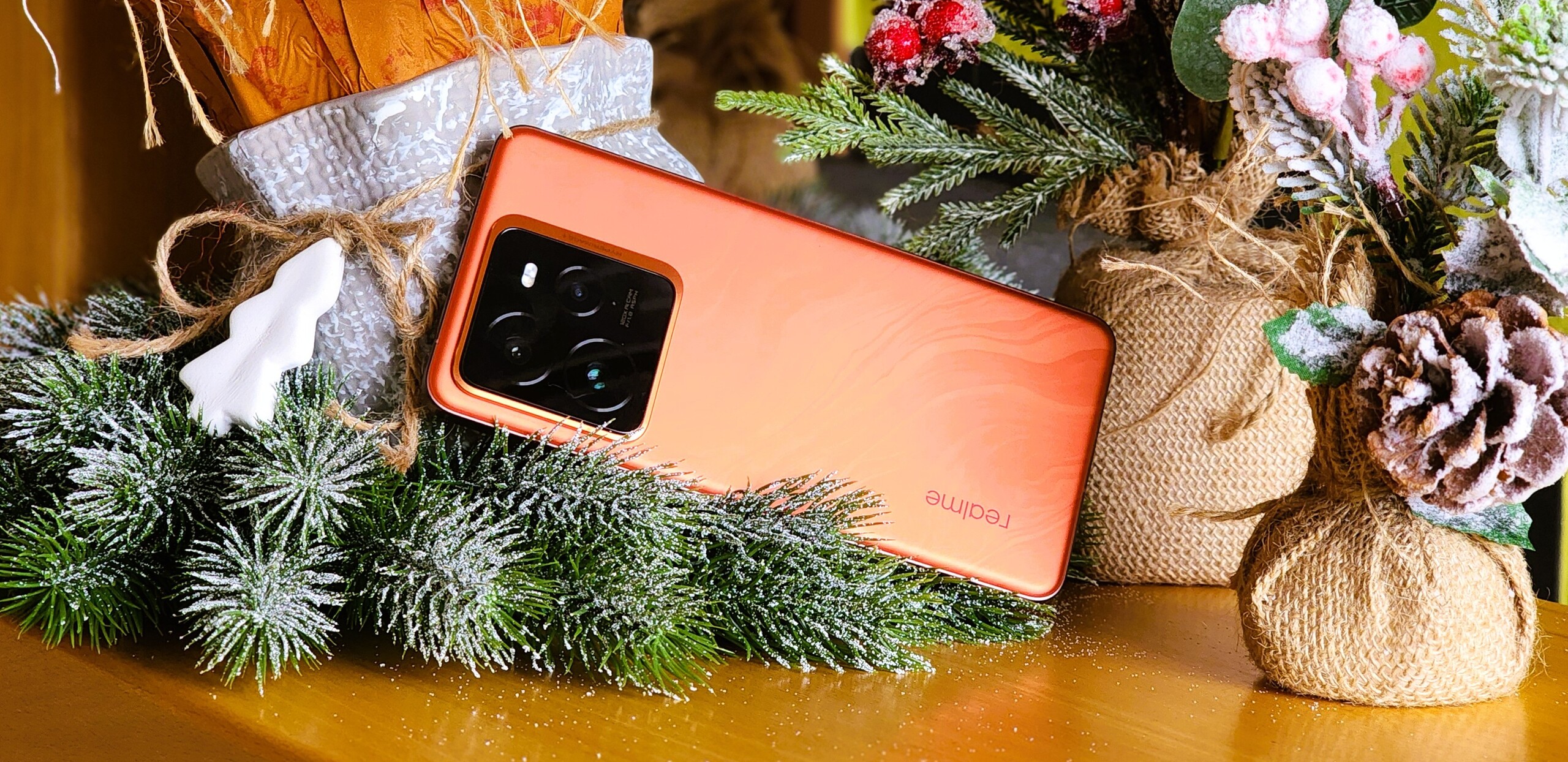 Realme GT7 Pro Test Smartphone (Image source: Marcus Herbrich)