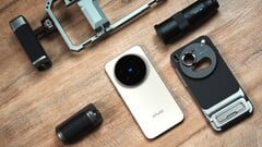 Importando o Vivo X300 Pro e o mais compacto Vivo X300, carro-chefe da câmera Zeiss: Alguns varejistas já estão cotando preços em euros para o modelo chinês. (Fonte da imagem: Weibo)