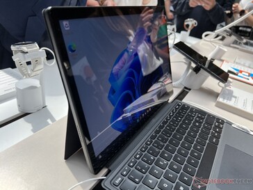Xiaomi Book S 12.4" hands-on (imagem através do próprio)