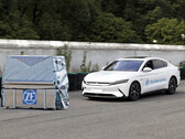 A ZF tem testado seu sistema brake-by-wire em um BYD Han EV, embora a empresa ainda não tenha confirmado os planos de instalar o sistema em veículos de produção. (Fonte da imagem: ZF)