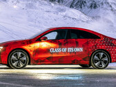 O CLA oferece maior autonomia do que o Tesla Model 3 (Fonte da imagem: Mercedes)