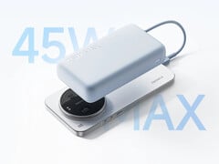 O novo power bank de 45 W da Xiaomi carregando um Xiaomi 17 Ultra.